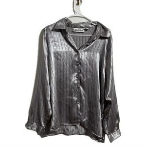 Yves St. Clair Silver 3/4 Sleeve Button Down Shirt